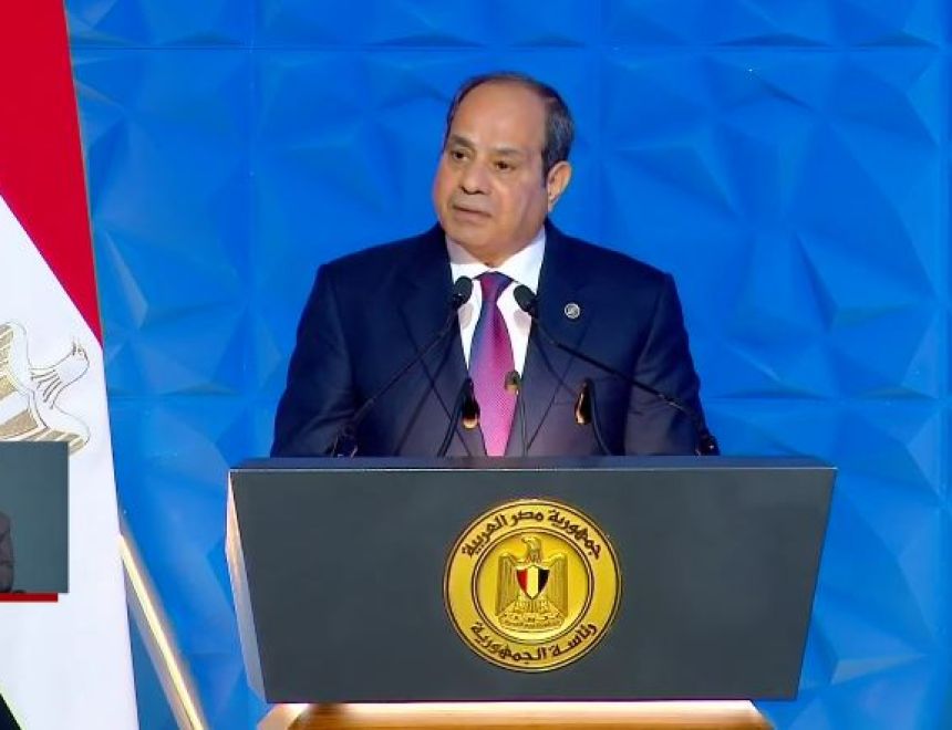 الرئيس السيسي: إصدار "قانون العمل الجديد" يعتبر نقلة نوعية في مسيرة الحقوق العمالية