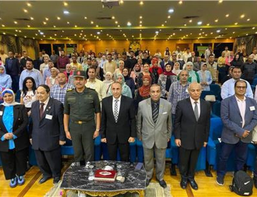 تأهيل 170 من قيادات الجهاز الإداري للدولة على برامج إدارة الأزمات والتفاوض