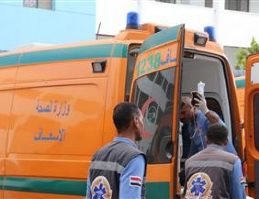 الصحة: الدفع بـ28 سيارة إسعاف مجهزة إلى موقع حادث تصادم على طريق القاهرة - السويس