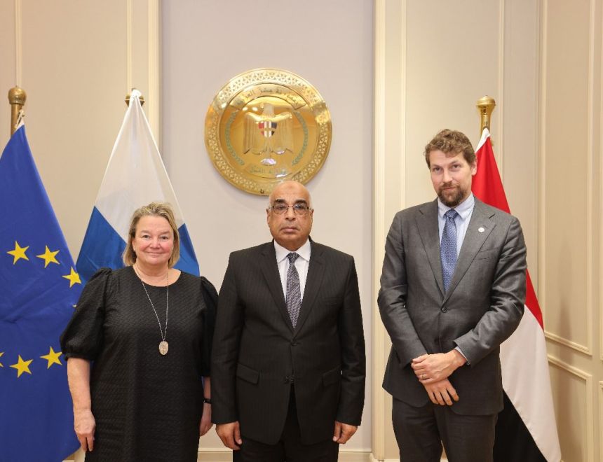 وزير العدل يستقبل مديرة مركز سيادة القانون بجمهورية فنلندا