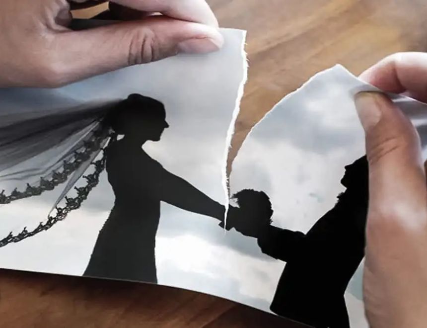 &ldquo;شرطة الأسرة&rdquo;.. هل تكون طوق النجاة للأمهات والأطفال من صراعات ما بعد الطلاق؟