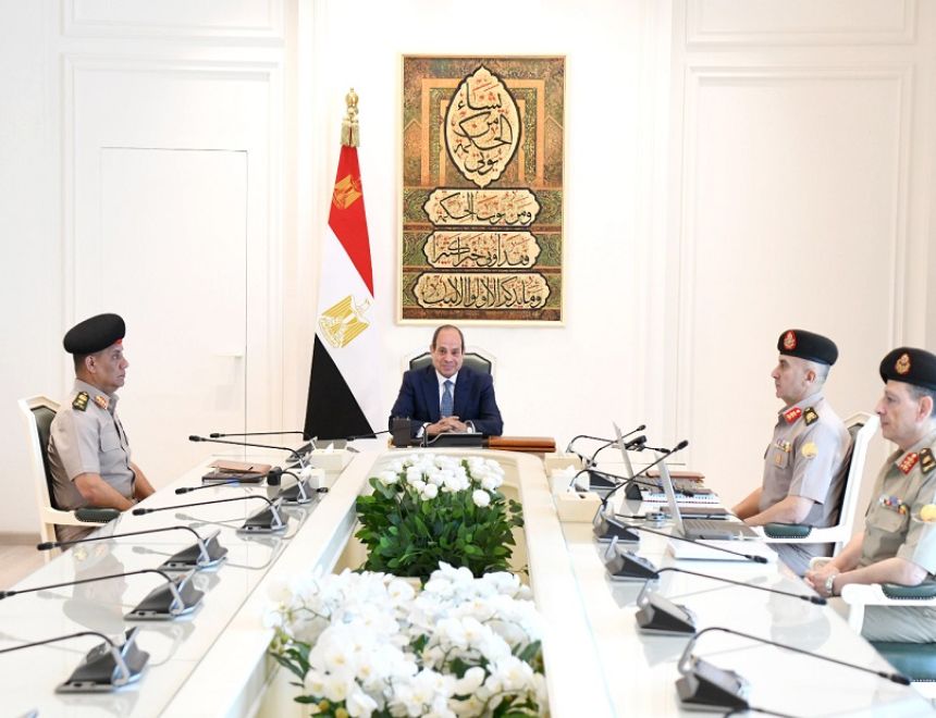 الرئيس يتابع الموقف التنفيذي لبروتوكولات التعاون بين الهيئة الهندسية وعددٍ من الوزارات والهيئات الحكومية