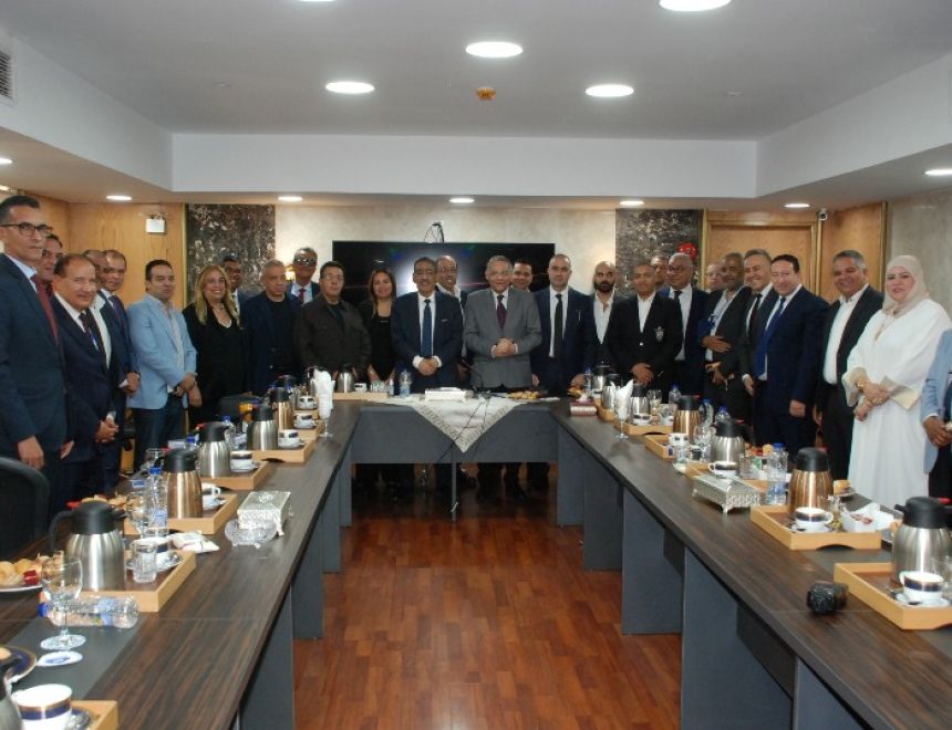 وزير الدولة للإعلام يؤكد دعم الدولة للإعلام الخاص وتطوير الشراكة مع القنوات الفضائية