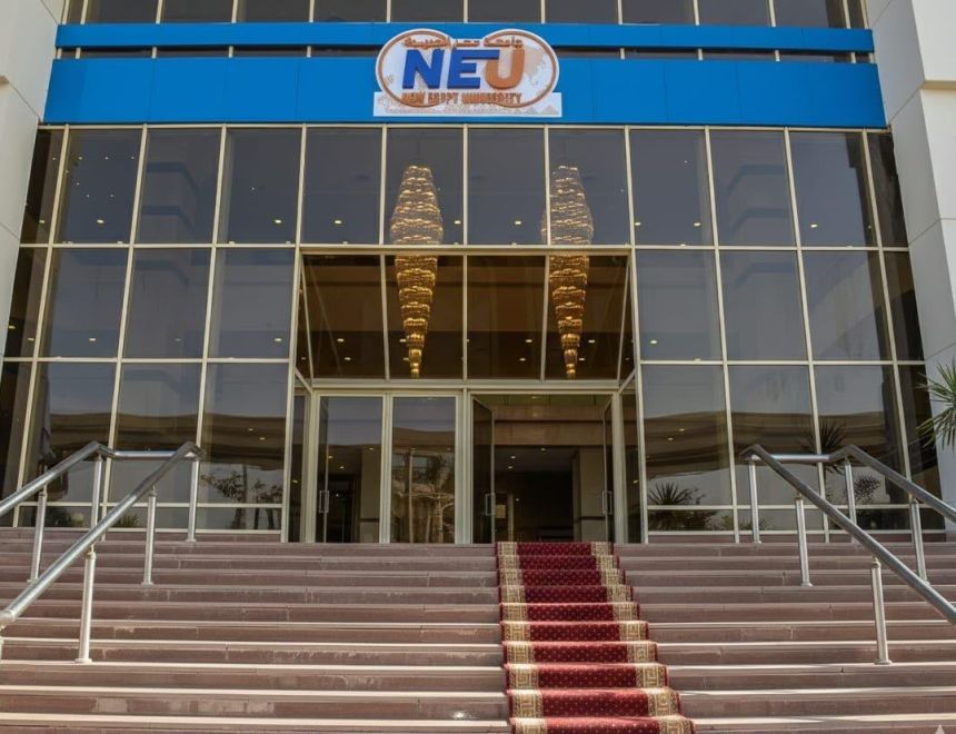     جامعة مصر الجديدة تفتح باب التقديم بكليتي العلاج الطبيعي وعلوم الإدارة للعام الجامعي الجديد