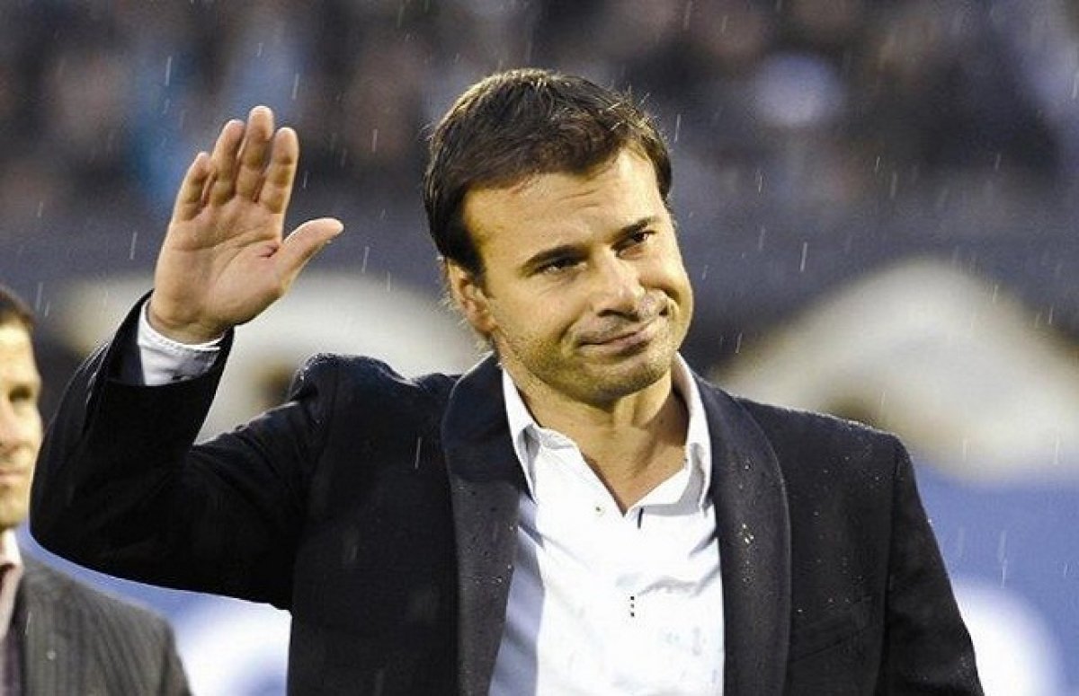 الصربي ألكسندر ستانوفيتش، هو المدرب القادم للفريق الأول لكرة القدم بالنادي.الزمالك