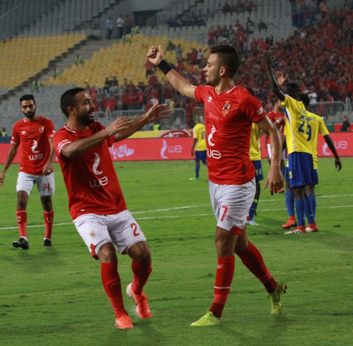 رقم قياسي للأهلي في اكتساح «اطلع برة»