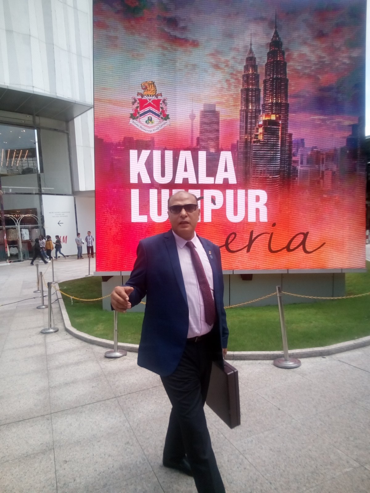 قسم البحث عن الشركات والمؤسسات التجارية الكويتية