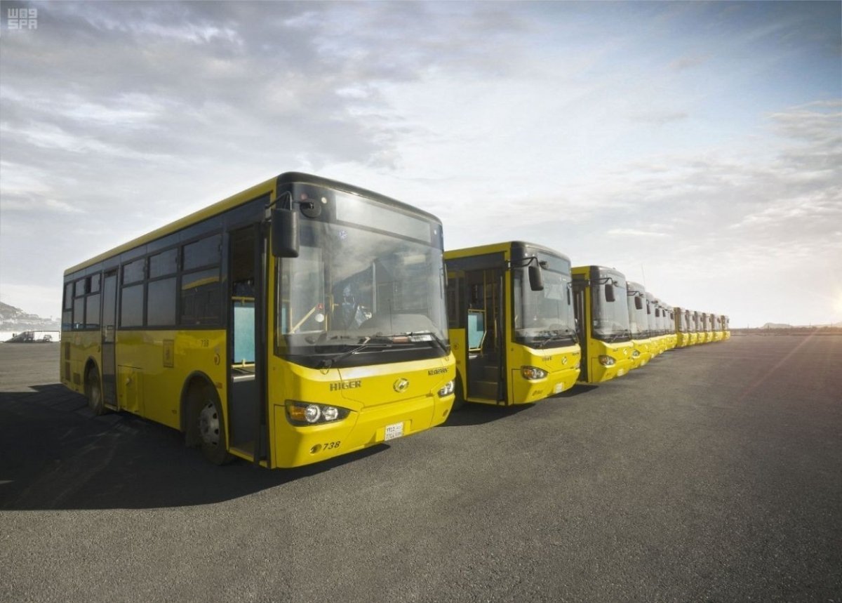 انطلاق رحلات أسطول النقل المدرسي لخدمة 1,2 مليون طالب وطالبة بالمملكة