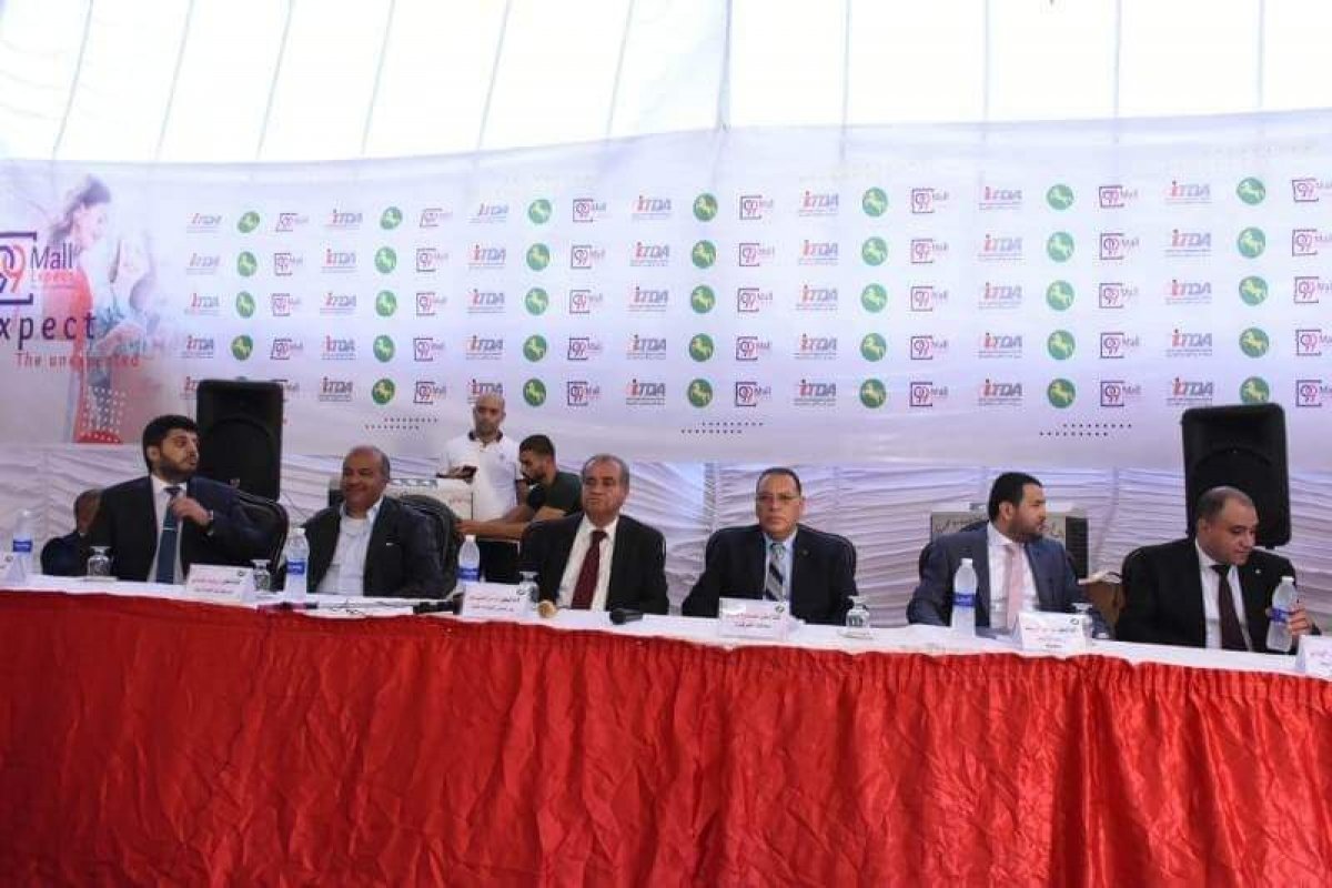 وزير التموين والتجارة الداخلية ومحافظ الشرقية يضعان حجر الأساس لإنشاء منطقة تجارية لوجيستية بمدينة الزقازيق بتكلفة مليار جنيه