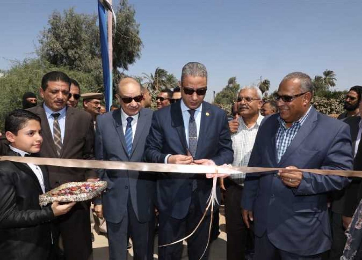 محافظ سوهاج يفتتح مشروعي صرف صحي بتكلفة 53.4 مليون جنيه