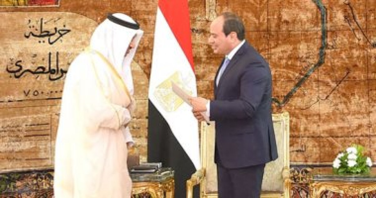السيسى يتسلم رسالة خطية من أمير الكويت.. ويؤكد ارتباط أمن الخليج بأمن مصر