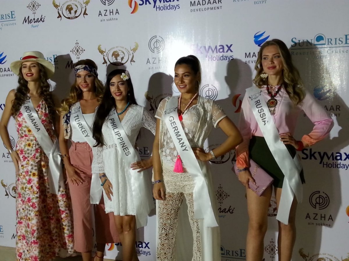 انطلقت مساء اليوم الخميس، فعاليات الدورة الخامسة والعشرين لمسابقة ملكة جمال العالم لعام ٢٠١٨،