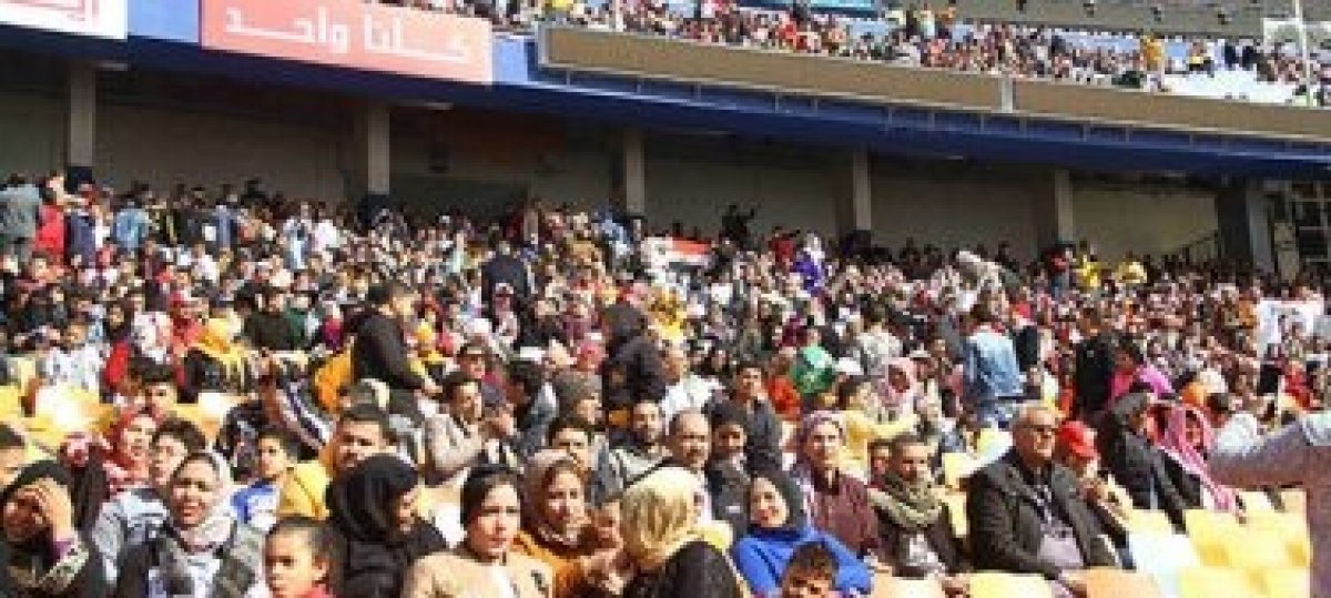 . الأغانى الوطنية تشعل الحماس باحتفالية "وطن واحد" باستاد القاهرة