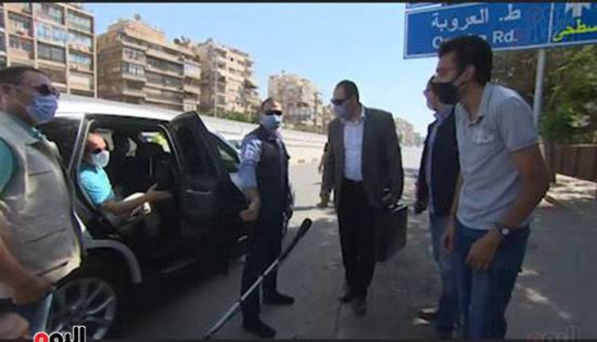 السيسى يتصدر تويتر بعد توقفه بسيارته للاطمئنان على شاب مصاب تعرض لحادث