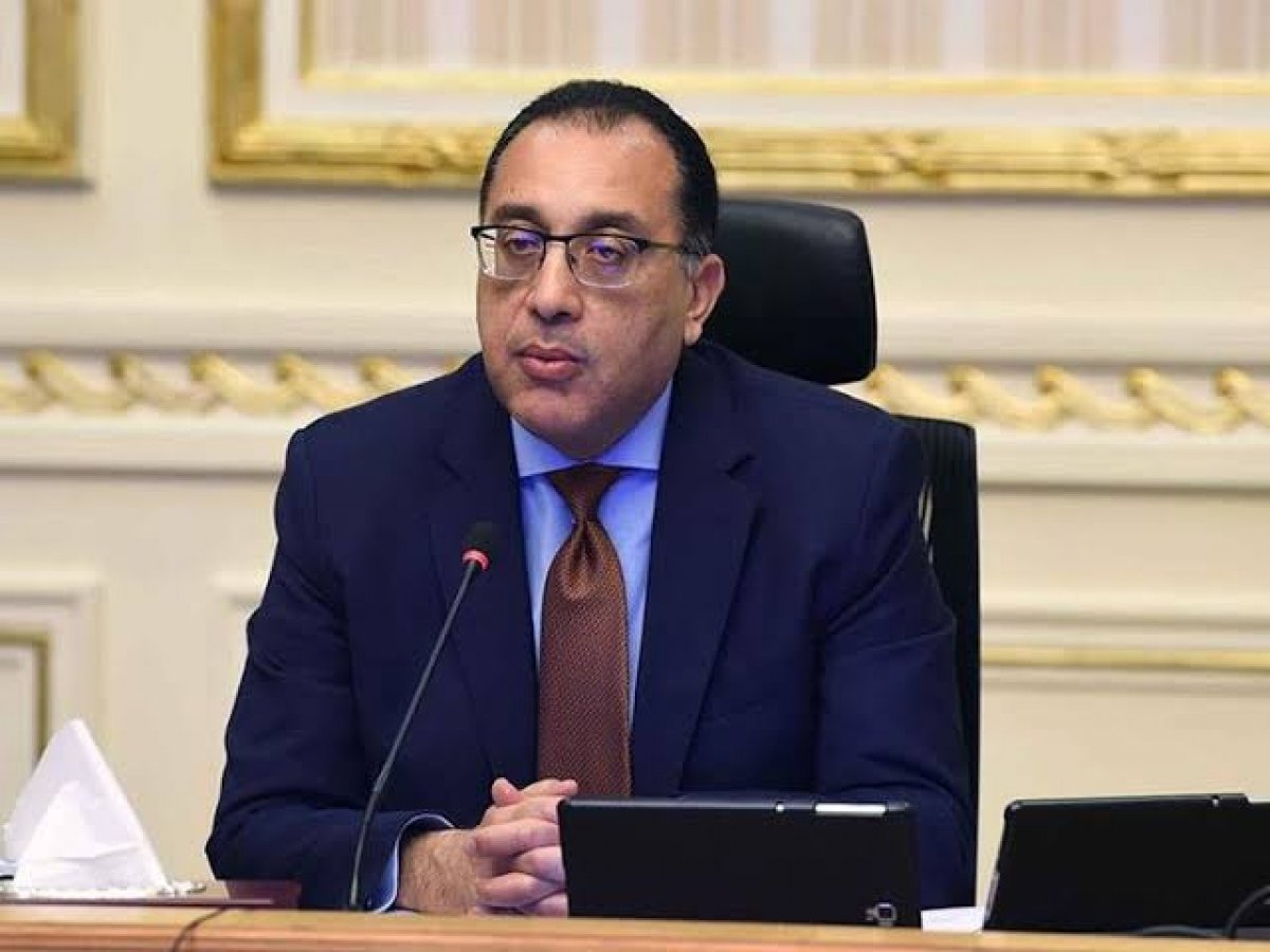 مدبولى: بدل انتقال وشقق بمدينة بدر والعاصمة الإدارية بتيسرات فى السداد