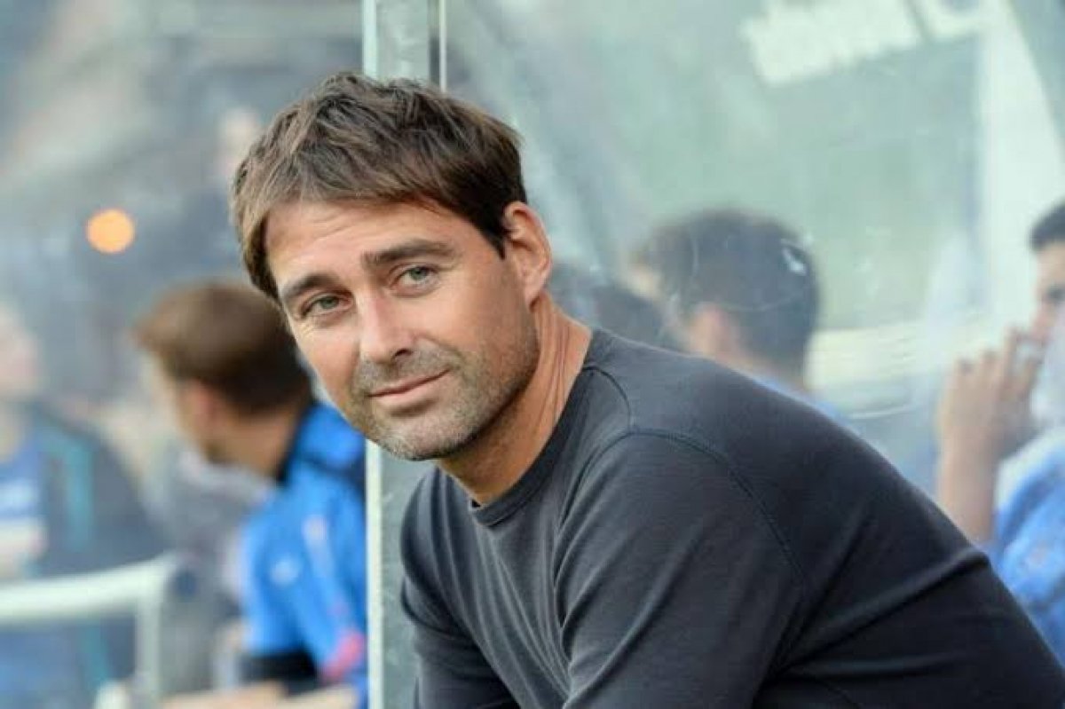 عاجل.. الأهلي يعلن تجديد عقد فايلر وموعد وصوله