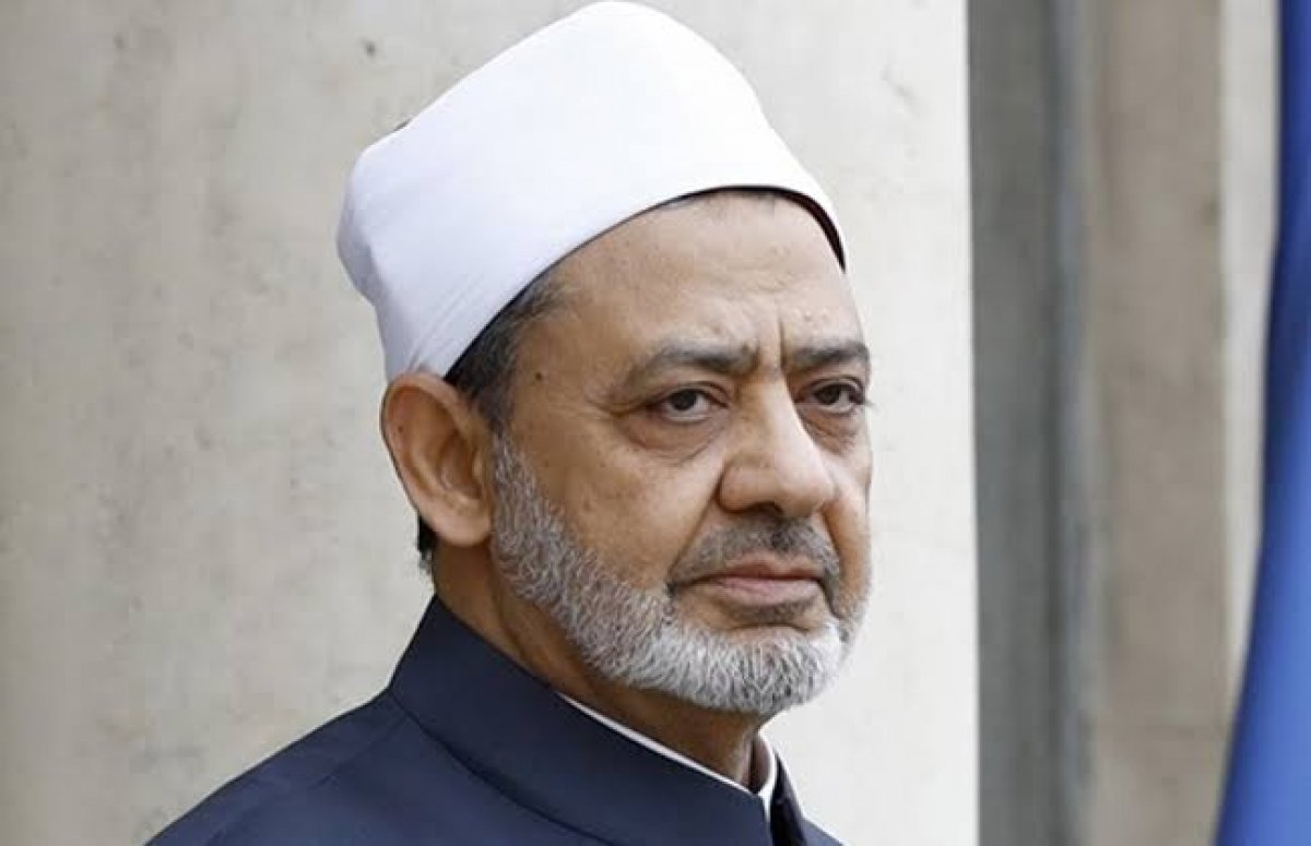 شيخ الأزهر يوجه بإطلاق اسم" طبيب الغلابة" على دفعة كلية الطب دفعة 2020