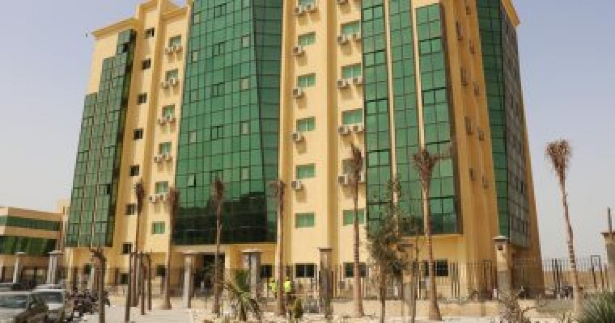 جامعة النهضة تقدم 10 منح كاملة لأوائل الثانوية العامة من محافظات الصعيد