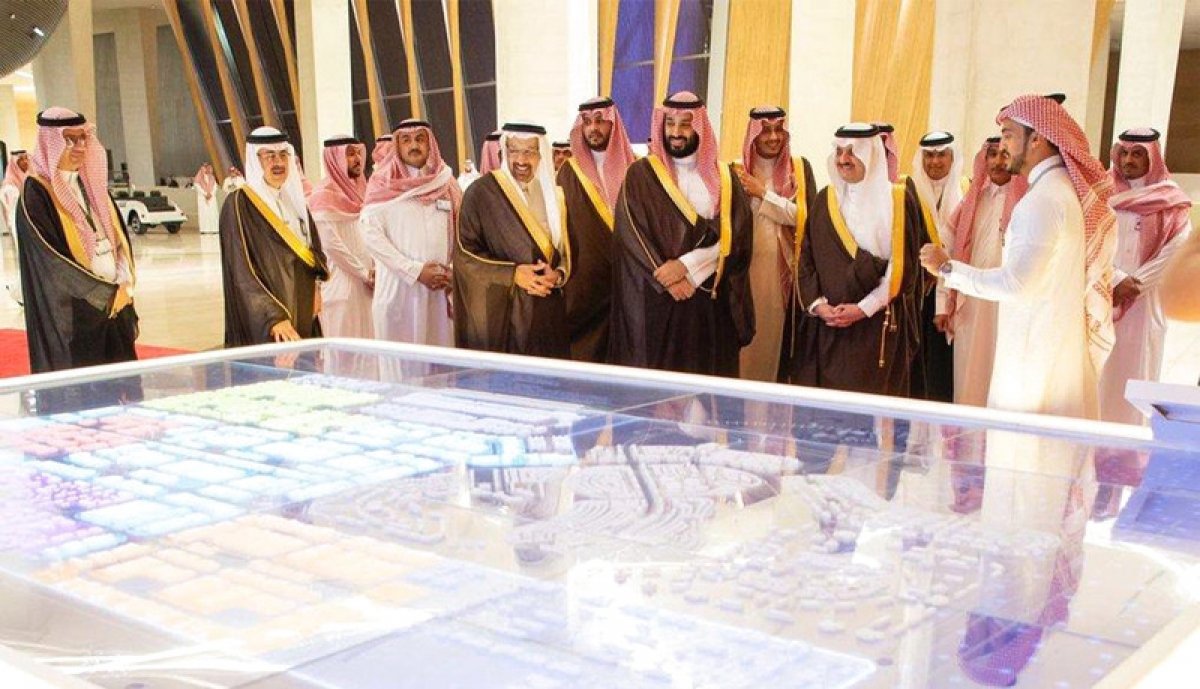 حجر الأساس لمدينة الملك سلمان للطاقة (سبارك) في المنطقة الشرقية.