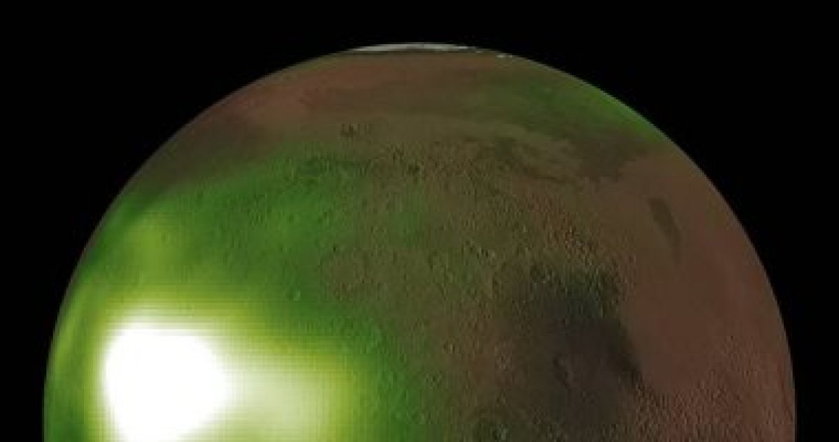 وكالة ناسا: يتوهج كوكب المريخ باللون الأخضر في الليل