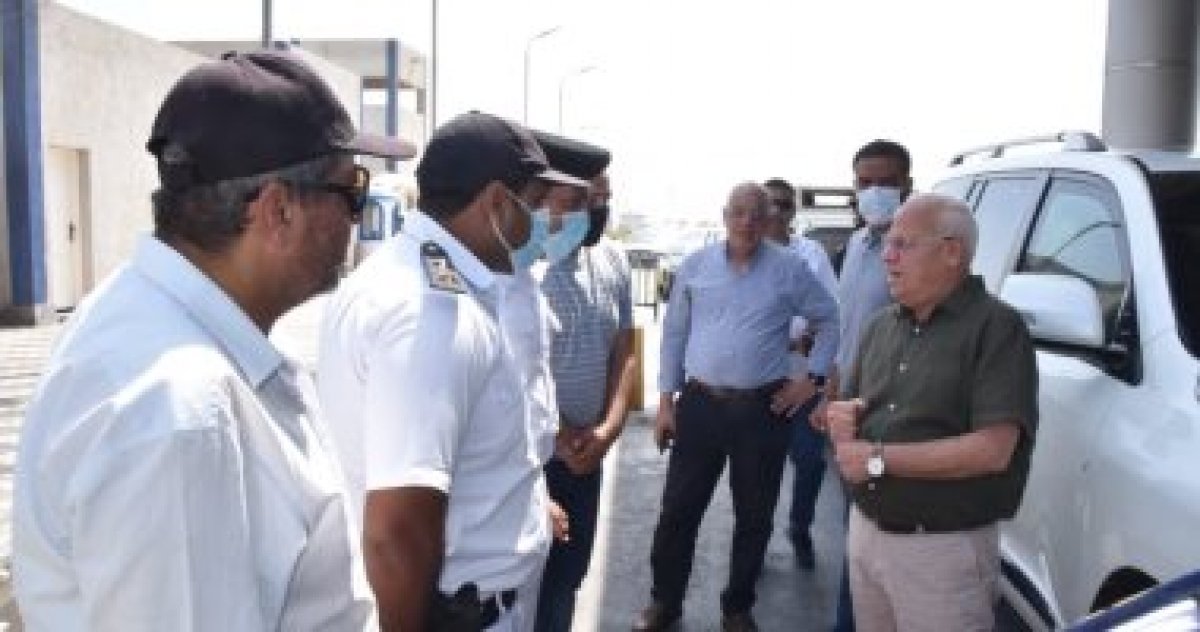 محافظ بورسعيد خلال تفقده منفذ الجميل الجمركى: جهود كبيرة لفرض الانضباط