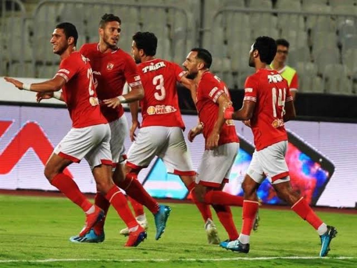 فايلر للاعبي الأهلي قبل لقاء إنبي: لازم تتحركوا من غير كورة وتستغلوا الفرص