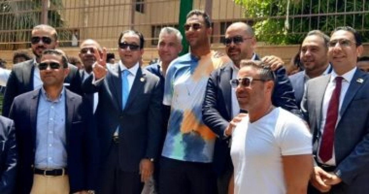 حازم إمام وميدو وسيف زاهر يشاركون في إنتخابات مجلس الشيوخ