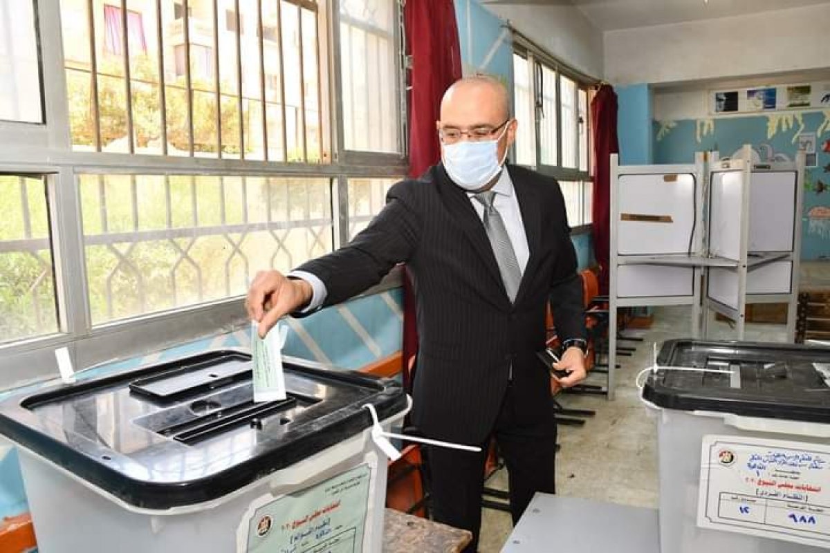 الجزار يدعو المواطنين للمشاركة في الانتخابات وأداء واجبهم الوطني.. ويؤكد: المصريون يتمتعون بالحس الوطنى تجاه مصرنا الحبيبة