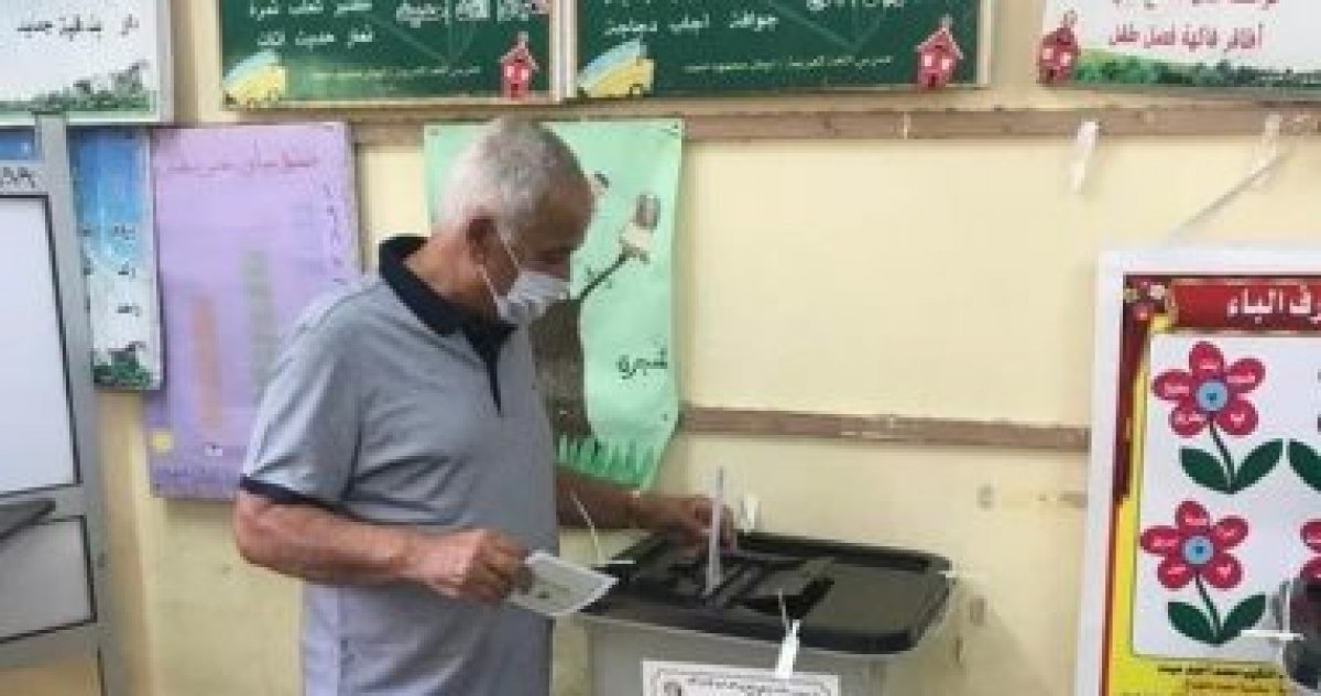 لجان شبرا ترفض التصويت بدون كمامه في إنتخابات مجلس الشيوخ 