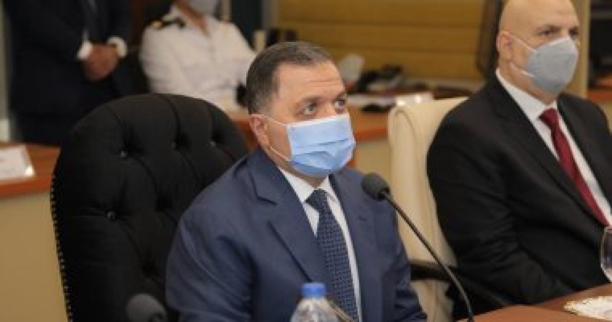 وزير الداخلية يتابع الإنتخابات من داخل غرفة العمليات