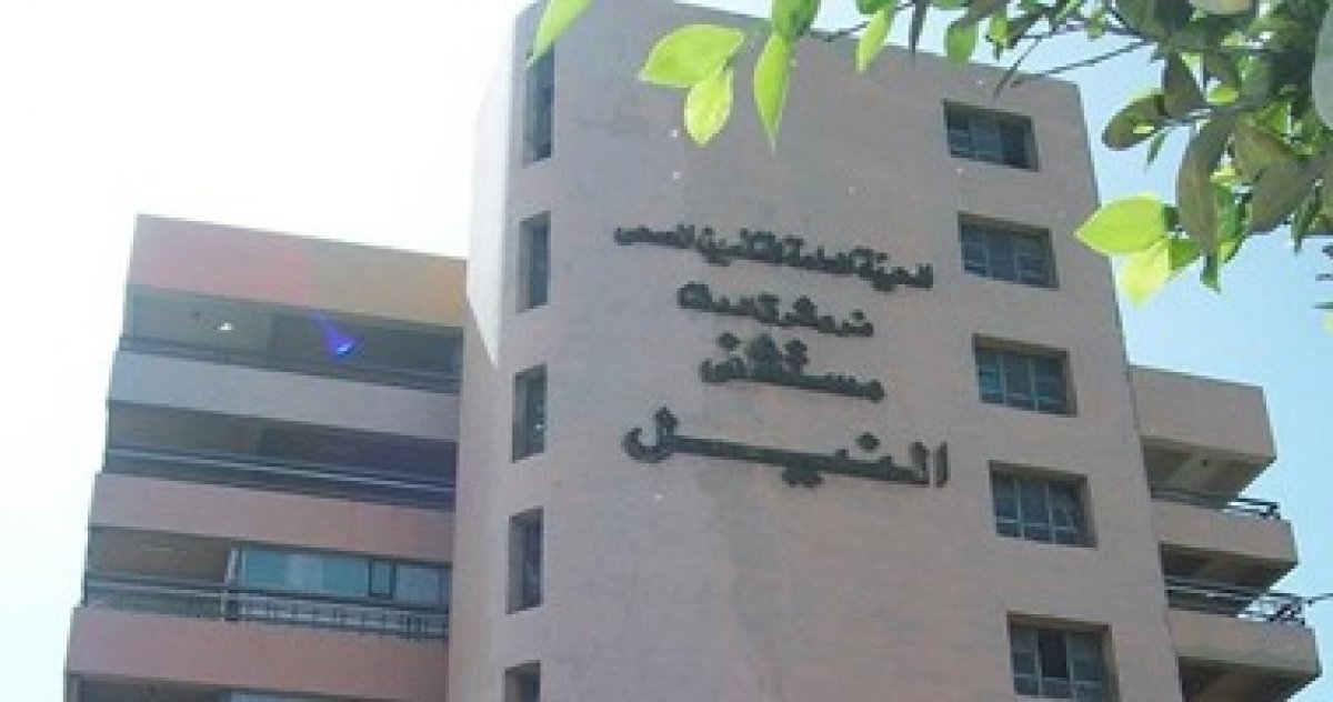 خروج 17 حالة بعد تعافيهم من كورونا بمستشفى النيل بشبرا الخيمة