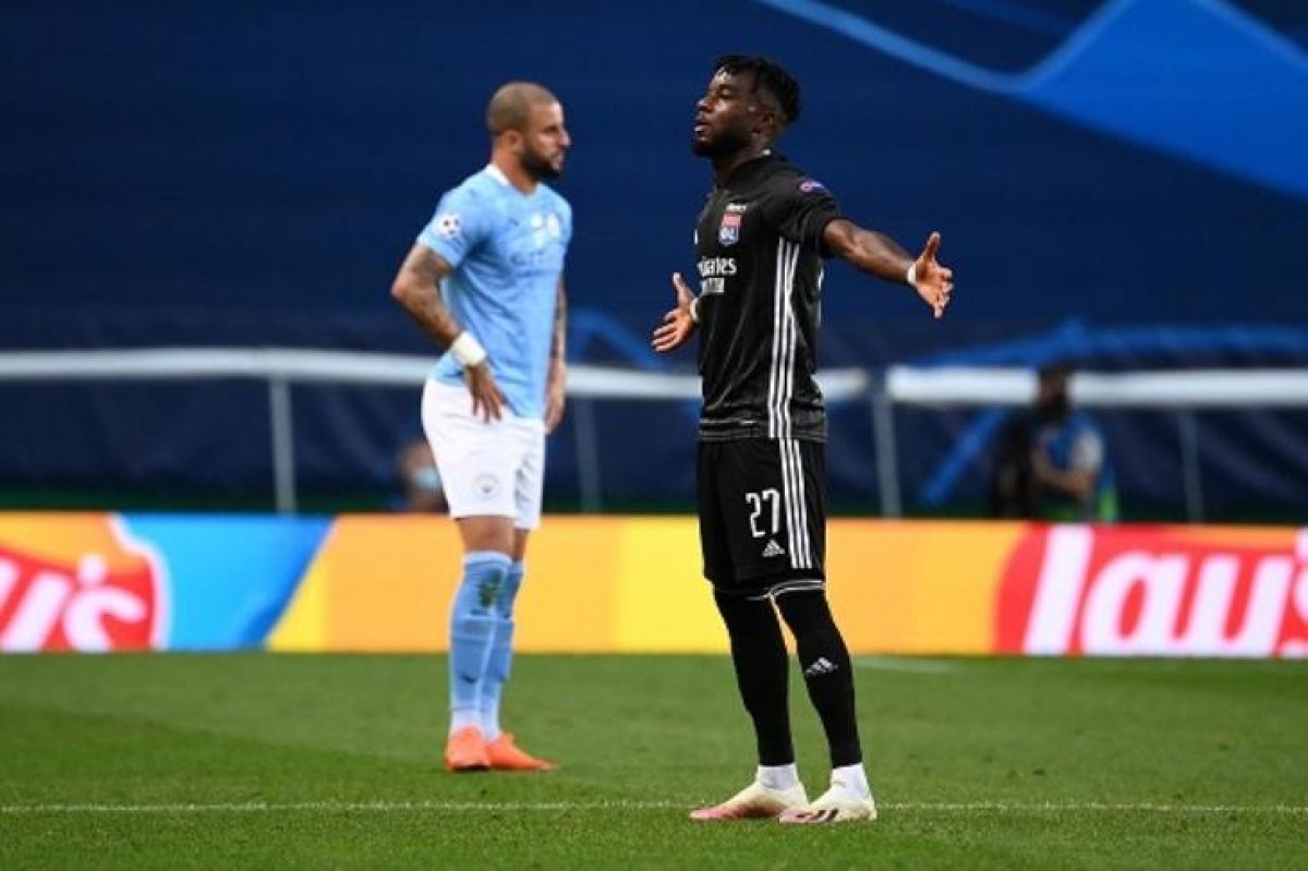 مغامرة ليون مستمرة.. مفاجآت "نسخة كورونا" من الأبطال تكتمل بخروج مانشستر سيتي