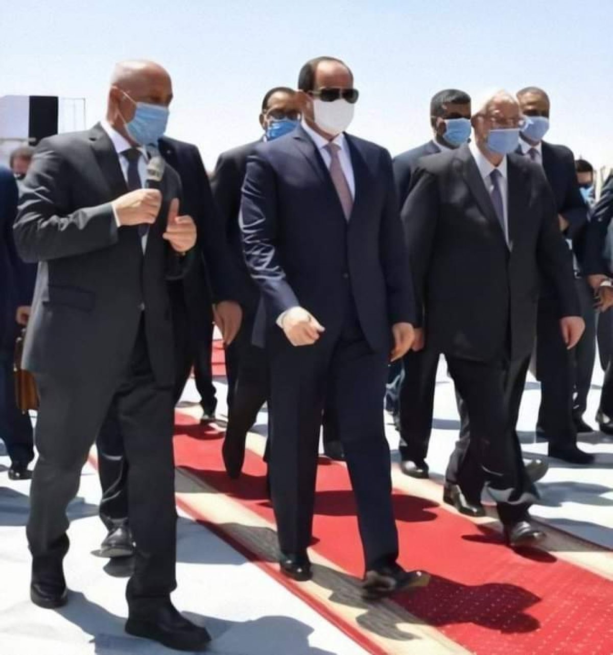 وجه الرئيس عبدالفتاح السيسي بإلغاء جميع المعديات وإقامة كباري بدلا منها حفاظا على أرواح المواطنين.