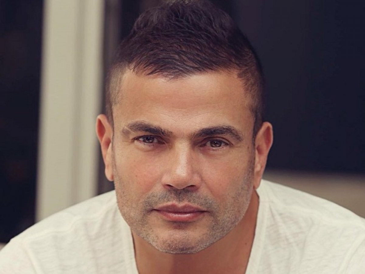 الفنان عمرو دياب والجسمى يعيدان البهجة للجمهور وسط ضجيج أغانى المهرجانات