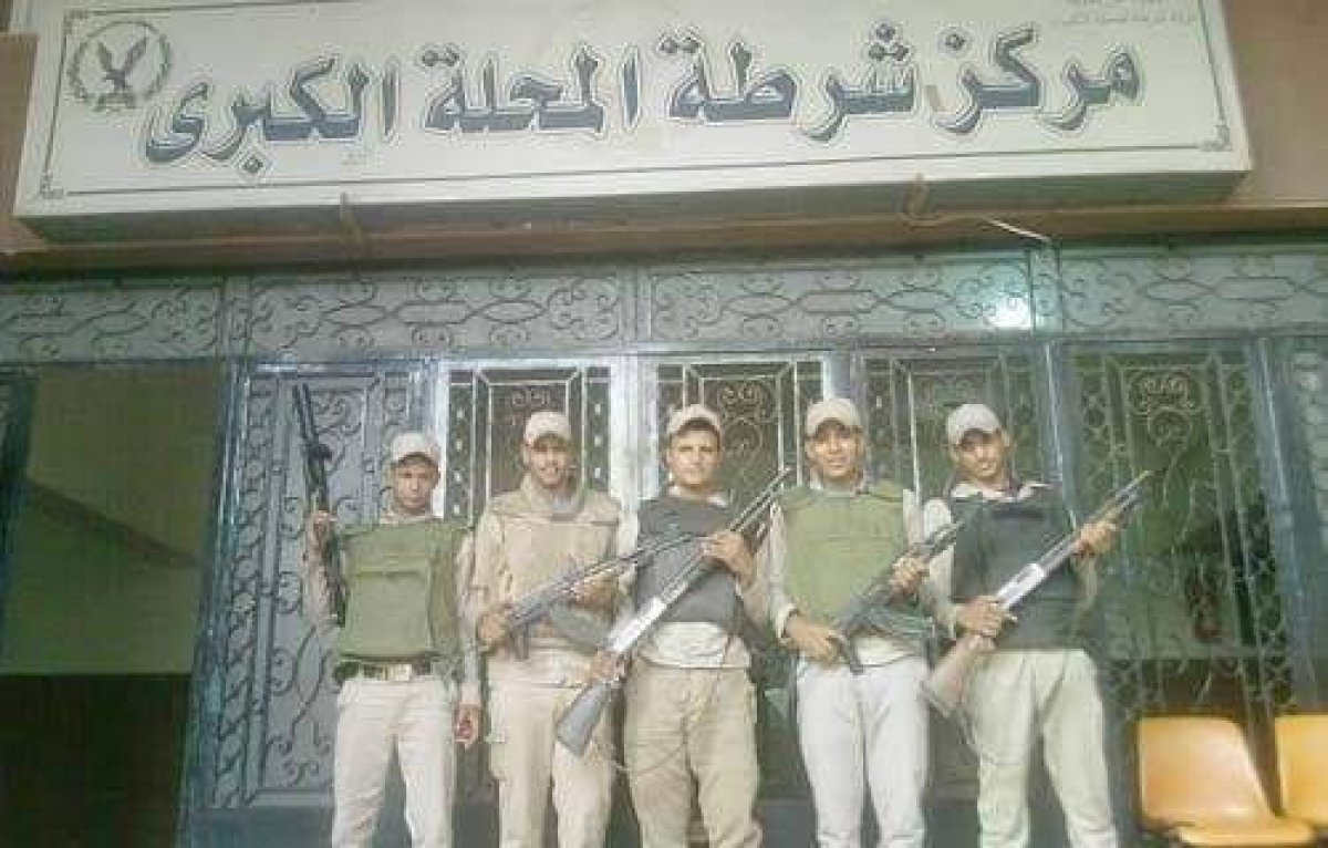 حبس بلطجى وضبط وإحضار إثنان آخران لاعتدائهم على شاب لسرقته بالمحلة  