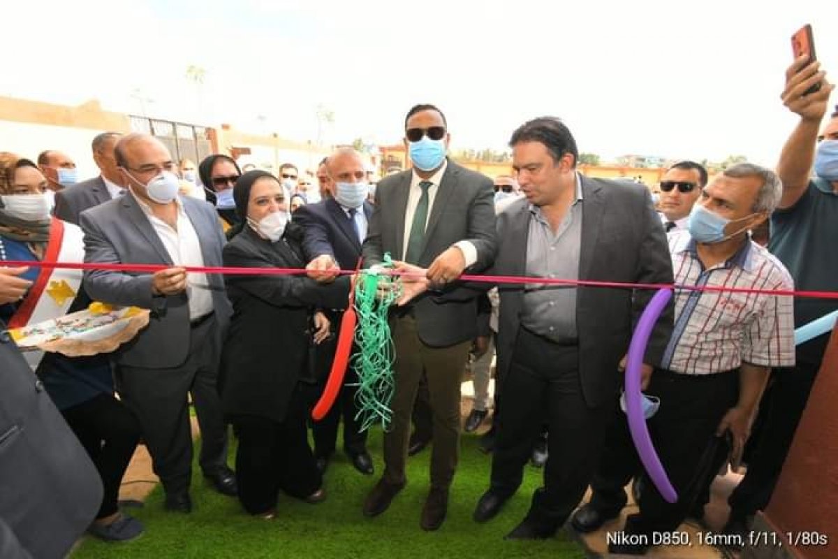 محافظ الدقهلية يفتتح المدرسة التجريبية للغات بمنشية عبد الرحمن بمركز دكرنس بتكلفة 10.1 مليون جنيه