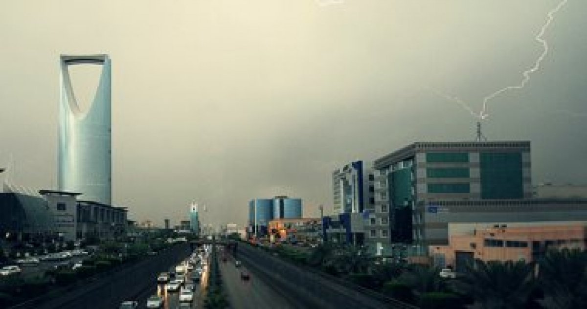 طقس الخليج.. سحب ممطرة فى السعودية وغائم بالامارات وحار بالبحرين والكويت