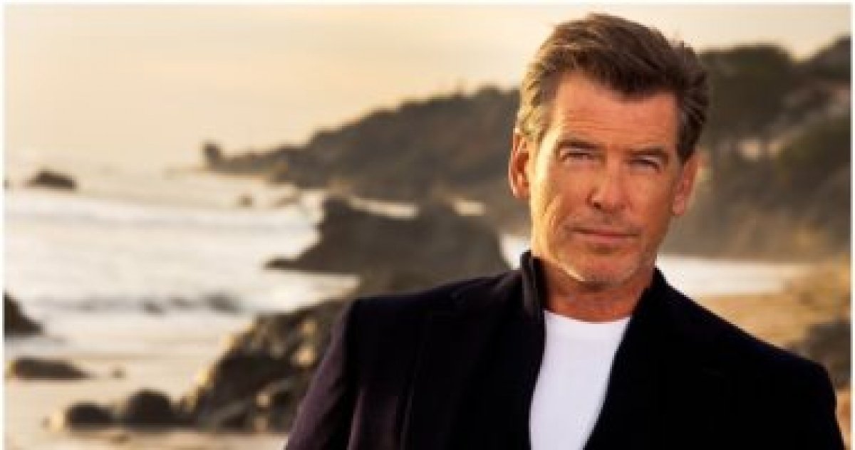 بيرس بروسنان يقدم السيرة الذاتية لمحارب بالحرب العالمية الثانية