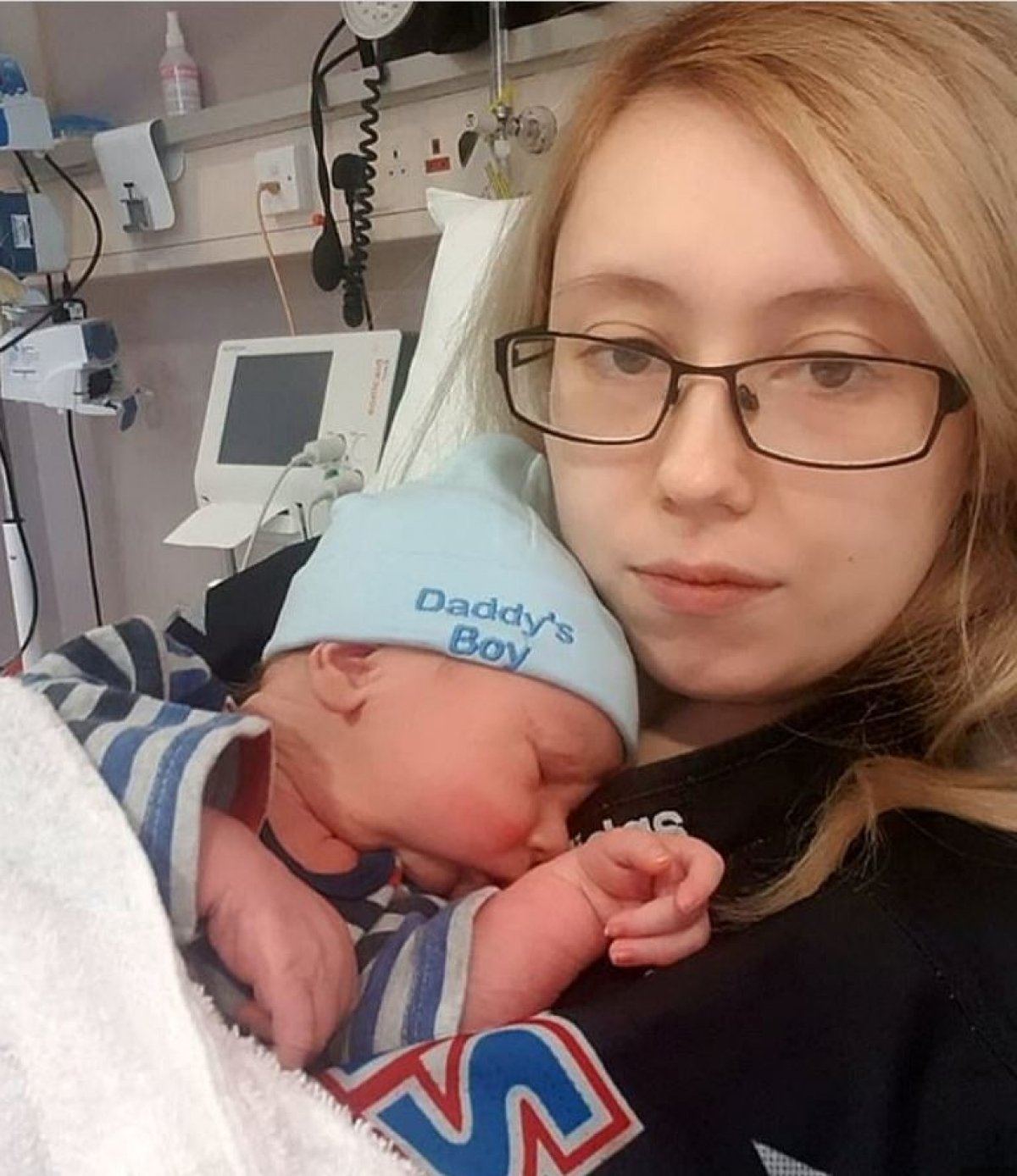 بريطانية تكتشف انها حامل قبل موعد الولادة بساعة واحدة فقط