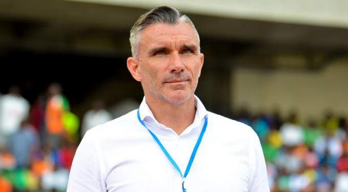 في حركة صادمة... الزمالك يعلن رحيل كارتيرون عن الفريق