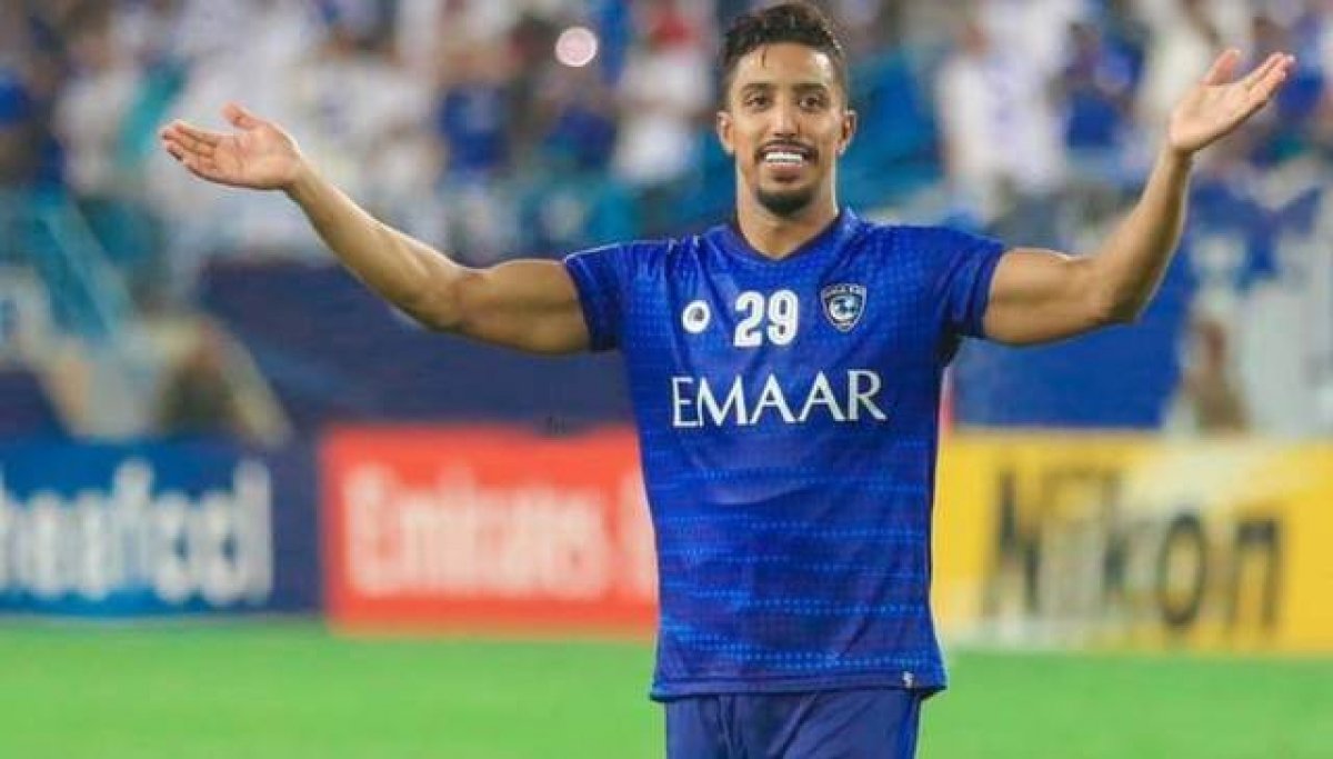  إصابة سالم الدوسرى لاعب الهلال السعودي بفيروس كورونا