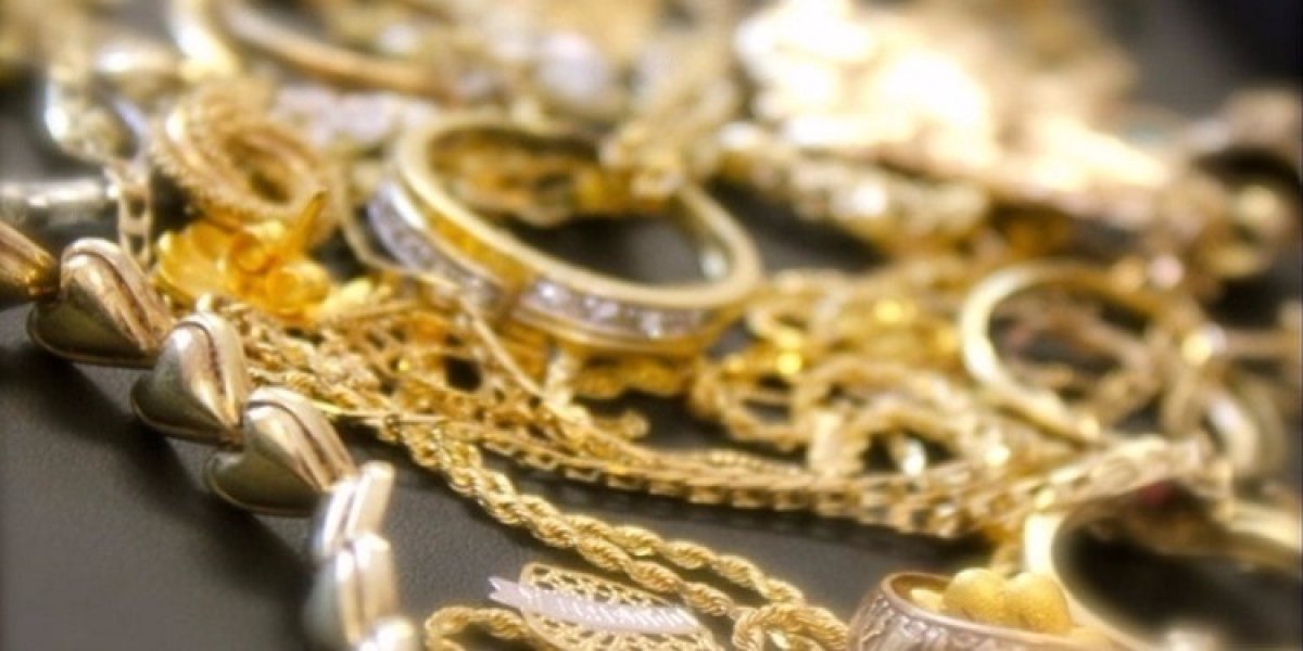 ضبط 241 جرام مشغولات ذهبية مغشوشة ومقلدة بدون مستندات فى شبرا الخيمة