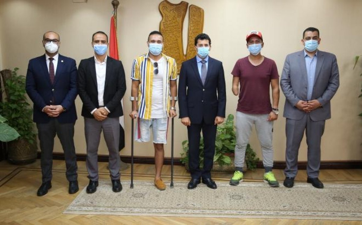 *وزير الرياضة يدعم لعبة كرة القدم للمبتورين من ذوى القدرات والهمم ... ويعلن تشكيل لجنة لإدارة اللعبة الفترة المقبلة*..(صور)