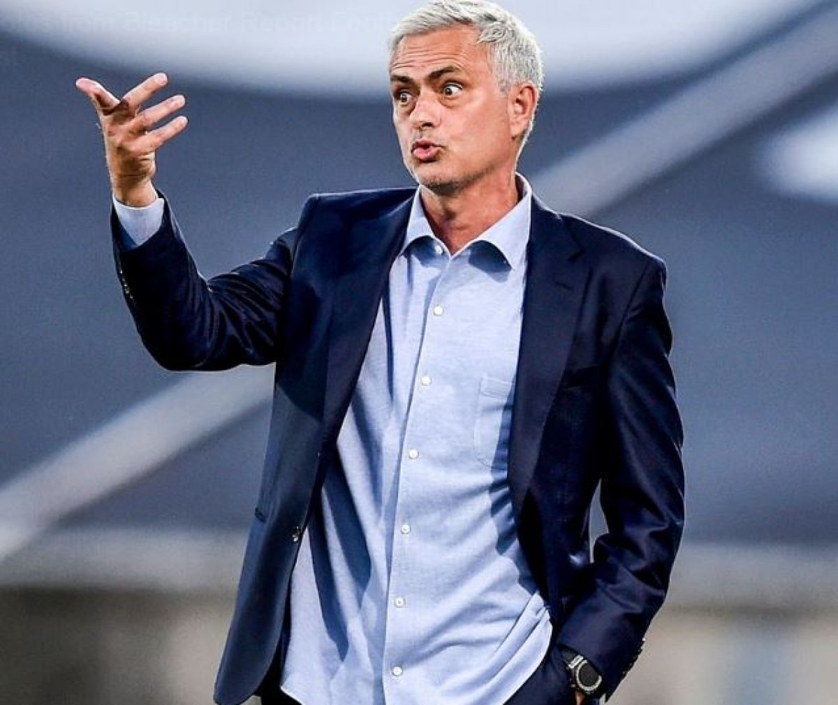 مورينيو محبط من إدارة توتنهام لعدم وجود بديل لهارى كين