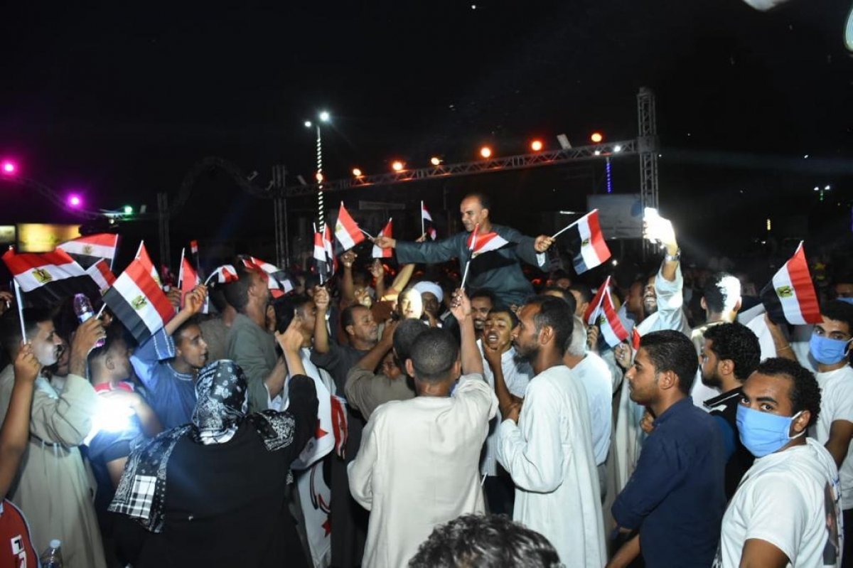 تظاهرة حب وتأيد من شعب أسوان للقيادة السياسية بمناسبة احتفالات انتصارات أكتوبر المجيدة 