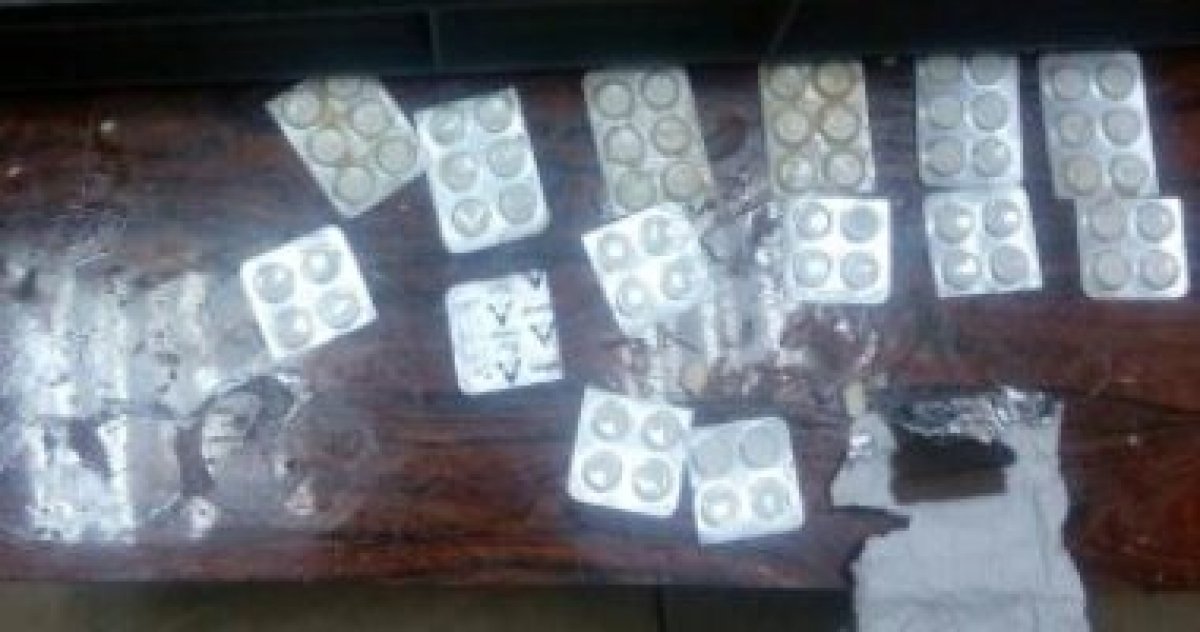 ضبط مواطن وزوجته لبيعهما منشطات وعقاقير مخدرة عبر الفيس بوك