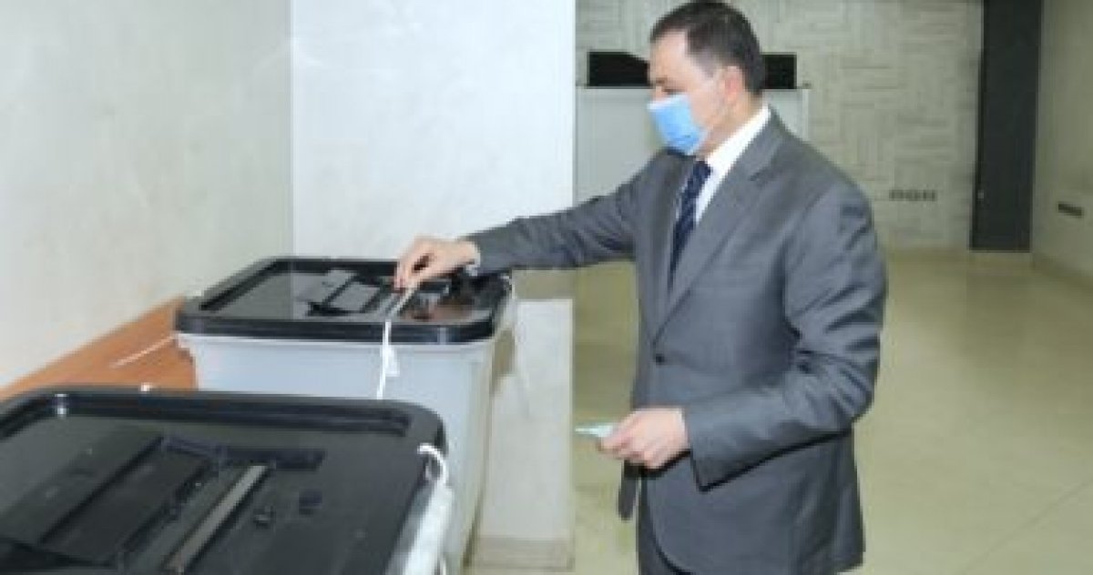 وزير الداخلية يدلى بصوته بانتخابات النواب