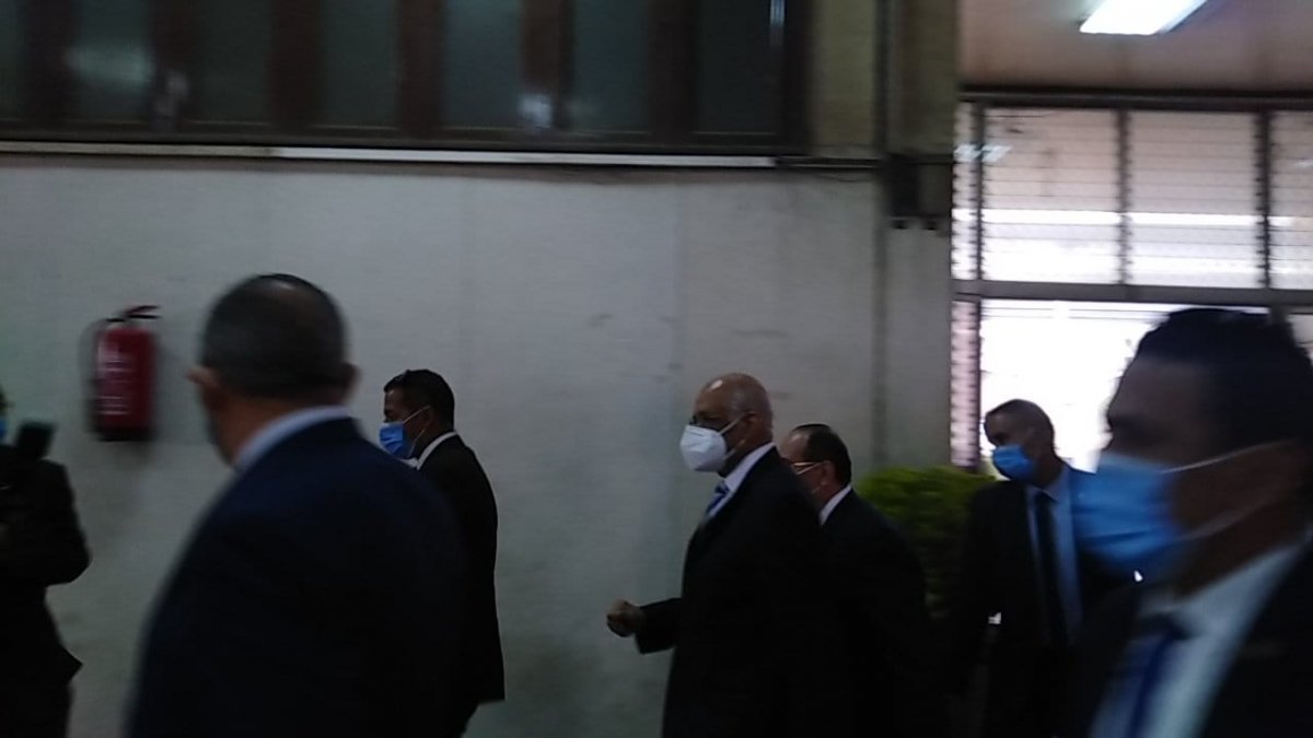 رئيس مجلس النواب يدلى بصوته فى لجنته بالجامعة العمالية بمدينة نصر