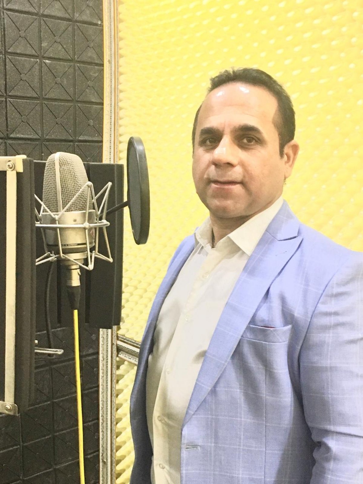 المطرب العراقي فؤاد منير صوت عربى اصيل