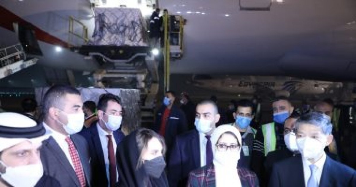 وزيرة الصحة: لقاح كورونا للفئات الأولى مجانا وفقًا لتوجيهات الرئيس  عبدالفتاح السيسي